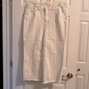 62. Love & Legend Premium Denim White Gray Stripes Size 16